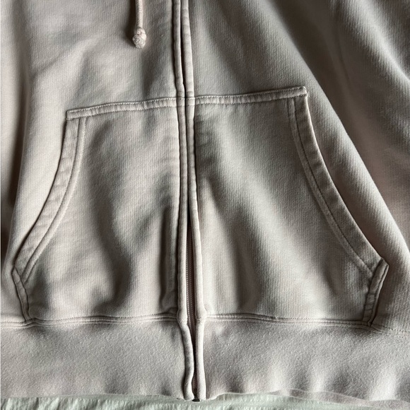 Aritzia TNA Airy Fleece Boyfriend Zip Hoodie - Size Small - Light Pink - Picture 8 of 9